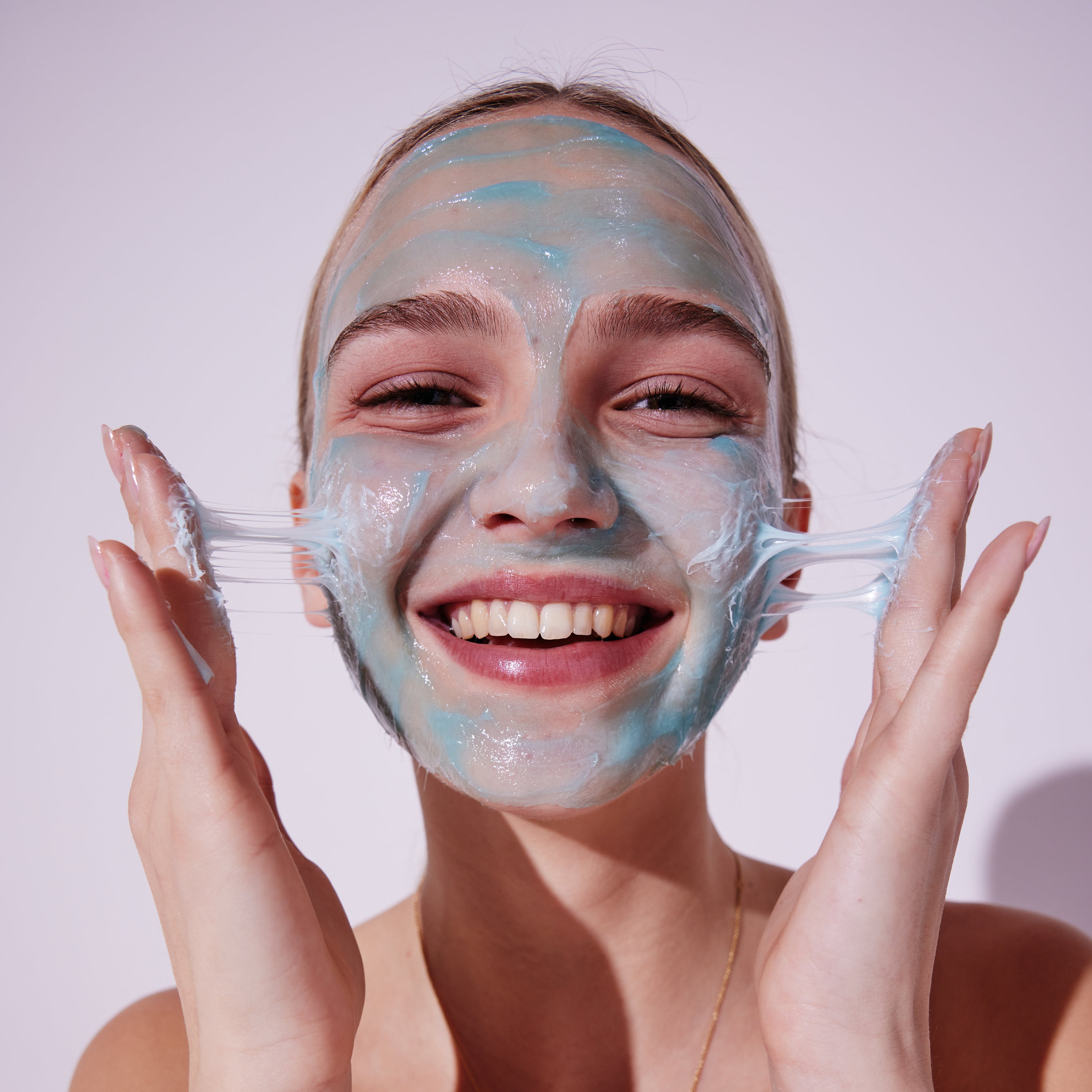 Moisture Fix Mask Skincare model 5