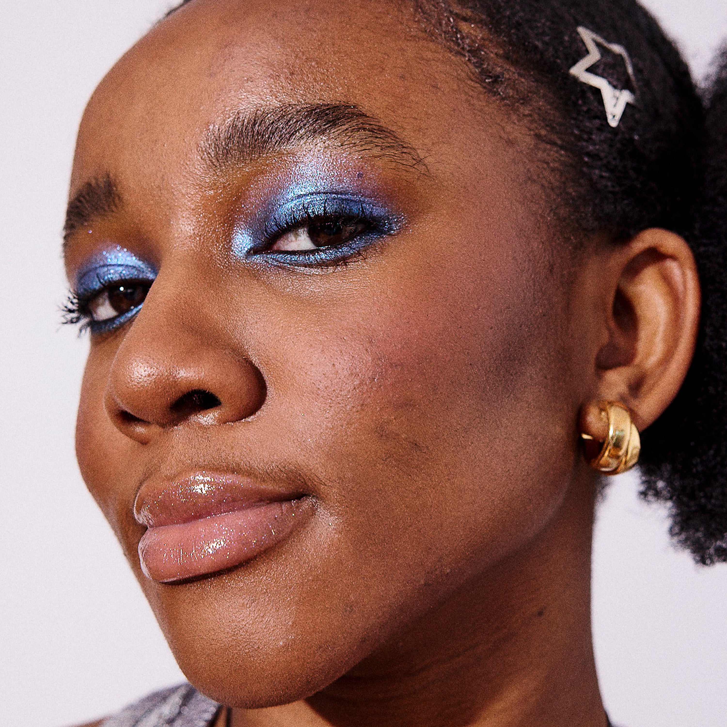 Party Shimmer Makeup Set Makeup model 2