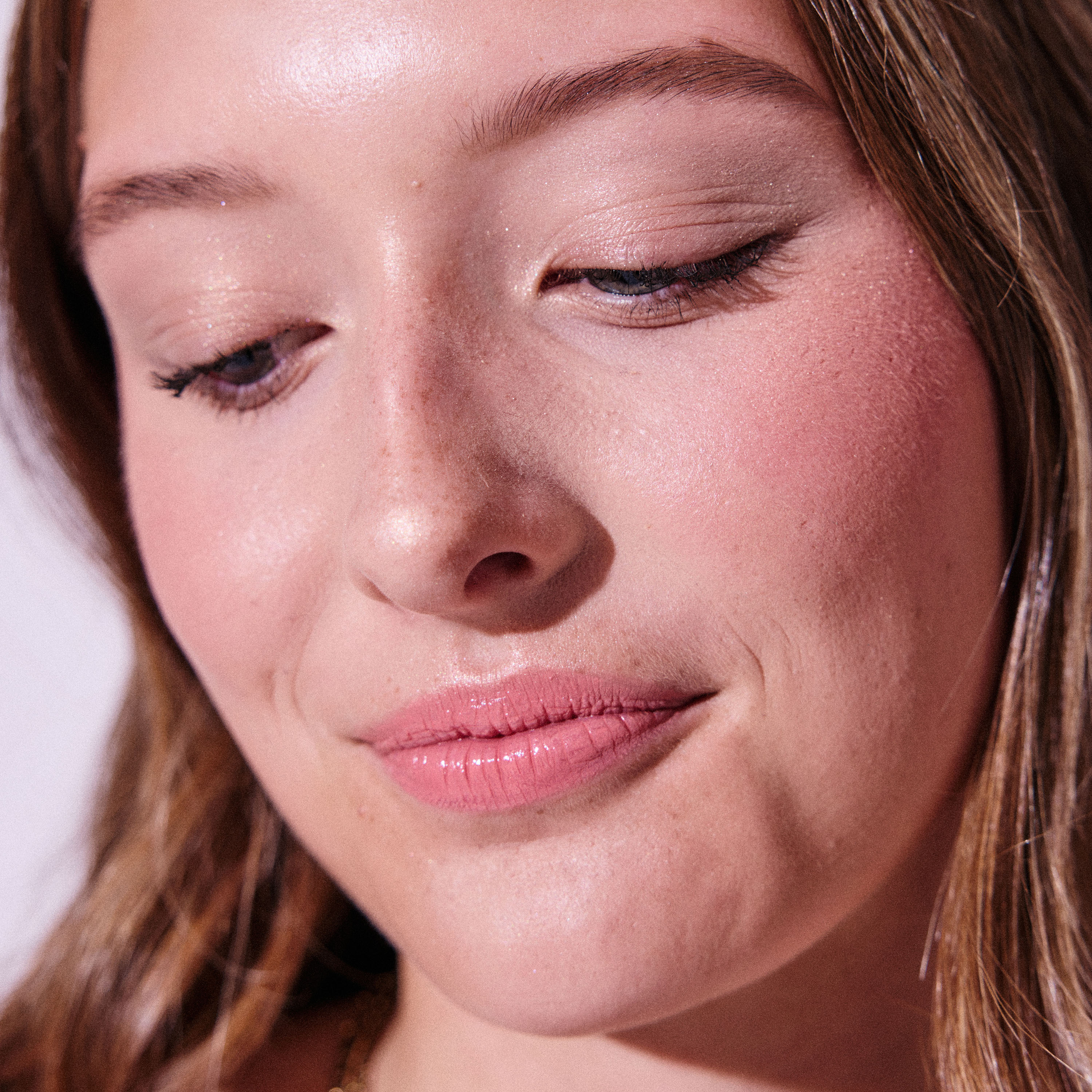 Everyday Natural Palette Makeup Model 3